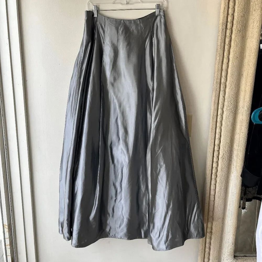Scott McClintock Millennium 2000 Silver Ballgown Skirt - Y2K Glam Elegance